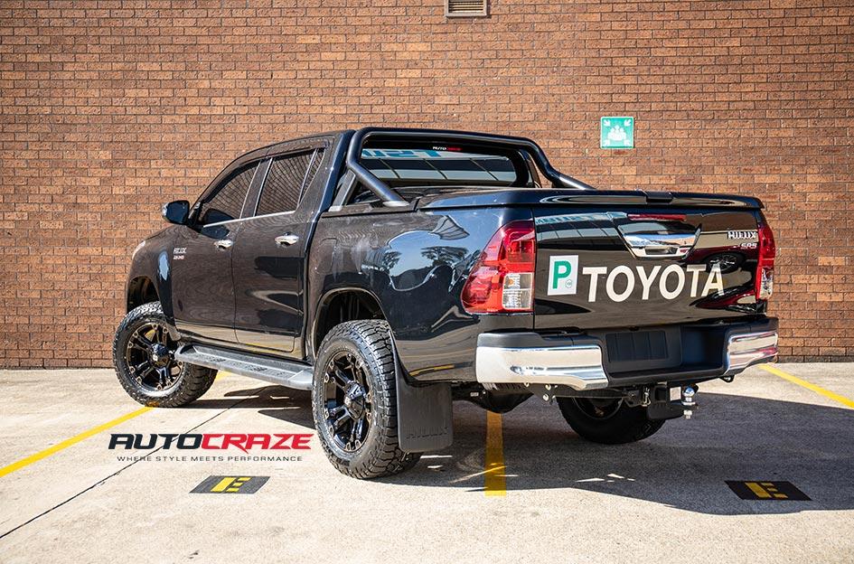 TOYOTA HILUX N80 4WD BROOKLYN BLACK MACHINED WITH DARK TINT